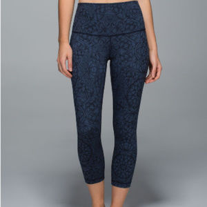 Lululemon Wunder Under Crop